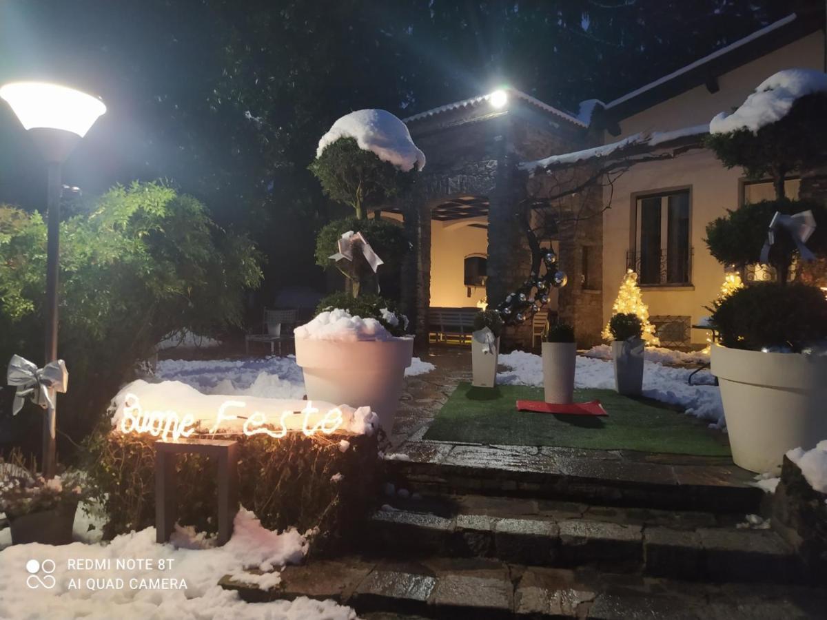 "La Selvetta" Bed And Breakfast Buguggiate Ngoại thất bức ảnh