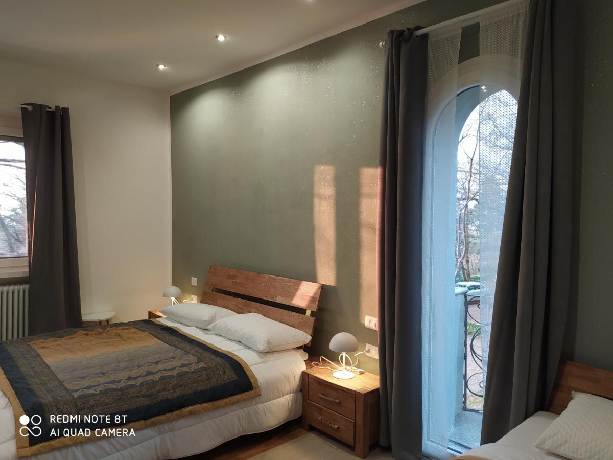 "La Selvetta" Bed And Breakfast Buguggiate Ngoại thất bức ảnh