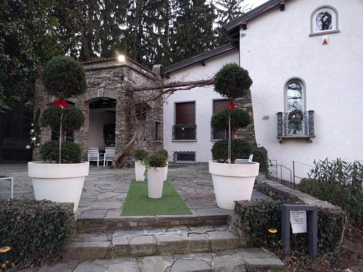 "La Selvetta" Bed And Breakfast Buguggiate Ngoại thất bức ảnh