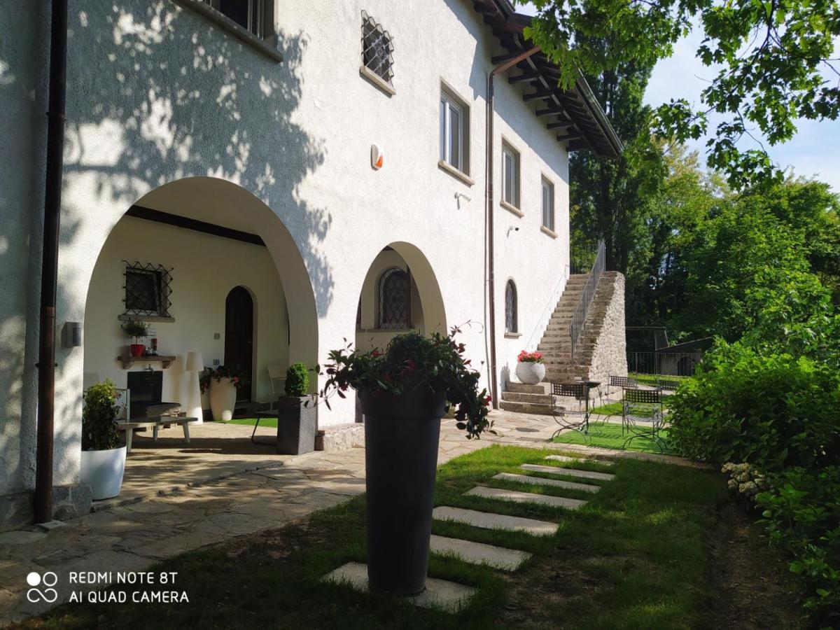 "La Selvetta" Bed And Breakfast Buguggiate Ngoại thất bức ảnh